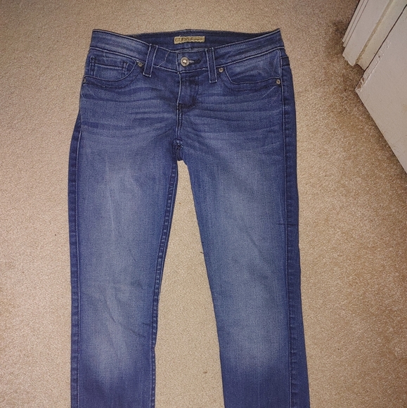 Jeans - Picture 1 of 4